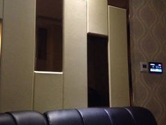 -宝莱迪量贩式KTV(郑汴路店)
