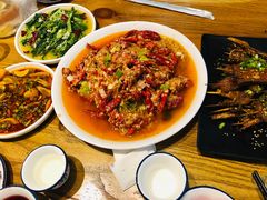 -火上燎爆炒·烧烤·小龙虾(长虹国际城店)