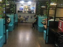 大堂-茅炒屋龙虾·烧烤·湘菜(新河路店)