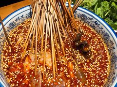 -大众跷脚牛肉馆·非遗传承单位(峨眉山店)