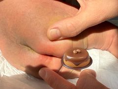 -乐禧母婴全自营月嫂(宝山店)