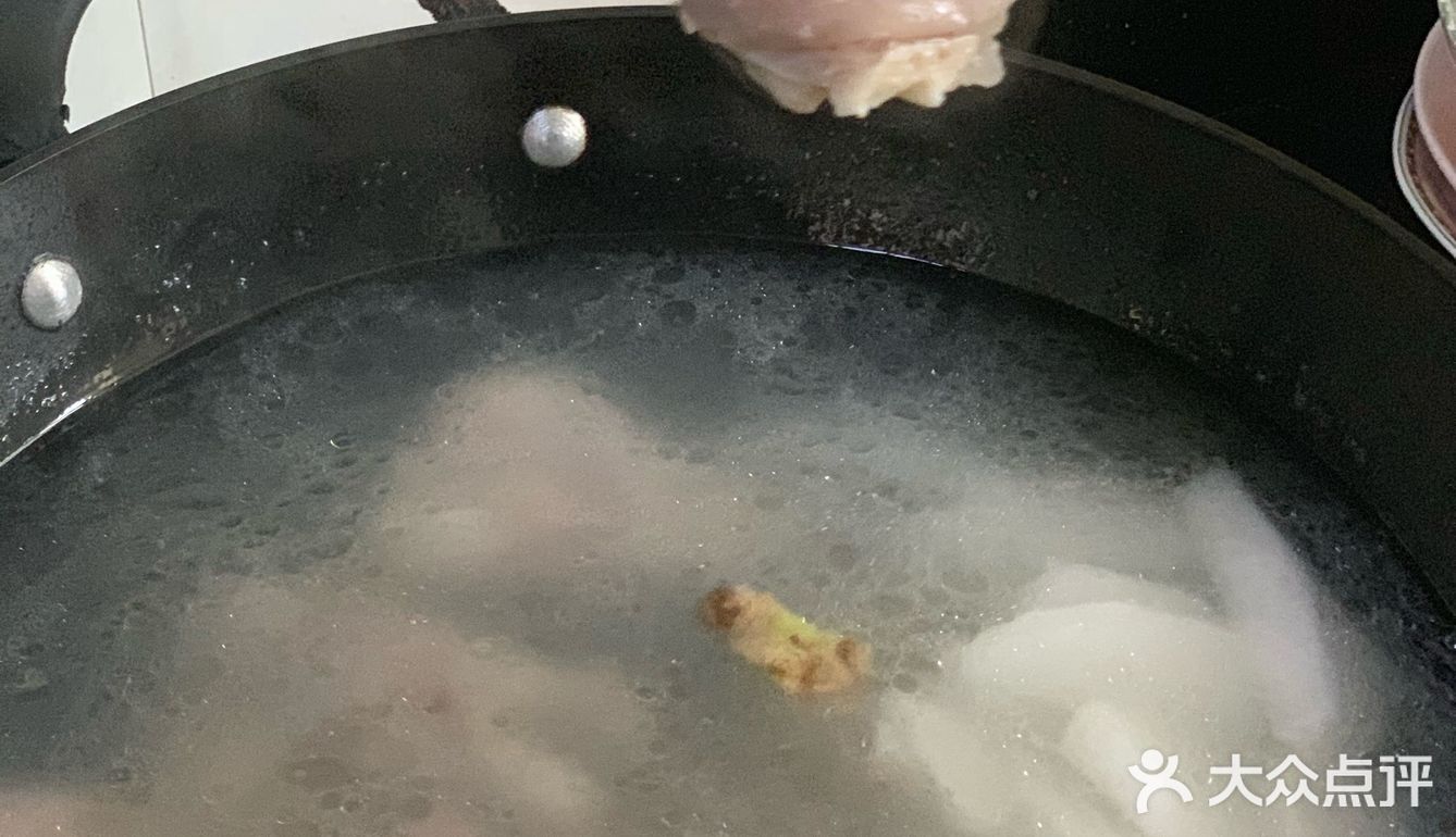 羊腿，羊脚和萝卜相遇的故事