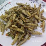 伟雄餐厅味道说得过去，貌似没有之前吃的另一家经惊艳