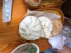 茴香鸡蛋包子-李小老烧饼(常营民族家园店)