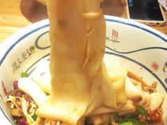 -陇上秦轩西安biangbiang面(朝龙汇店)