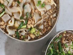 -正宗杨记普洱酸醋米线(总店)