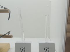 -翰佐蔡司小乐圆·依视路星趣控·暴龙眼镜折扣店