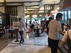 -上海虹桥西郊假日酒店