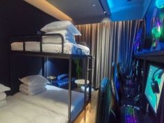 -粤塔H轻奢电竞酒店(海珠广州塔中山大学店)
