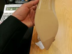 -爱革·奢品·鞋包·衣物·家居(金桥国际商业广场店)