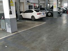 -昆山享达上汽大众斯柯达4S店(昆山店)