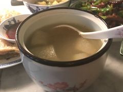川穹竹荪乌鸡汤-倾城