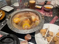 -牛YO寿喜烧·铁板烧和牛火锅自助(市府恒隆店)