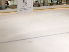 -冰纷万象滑冰场(深圳万象城店)