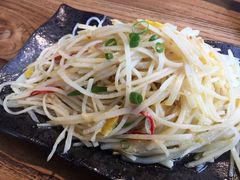 咸蛋黄土豆丝-俏湘私房菜(国贸店)