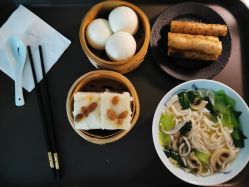 -玥奢国际母婴护理中心(滨江宝龙店)