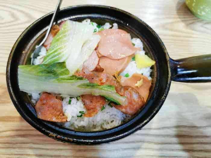 美石记云南特色砂锅饭-"上菜很快,土豆砂锅饭味道淡淡的适合口味清.