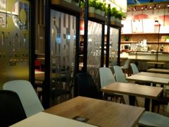 大堂-肯德基(虹桥机场T2北指廊精选外卖点店)