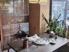 包厢-草家酱蟹炭火烤肉店(珲春南路一店)