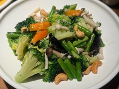 -波螺油子青岛本帮菜(银座店)