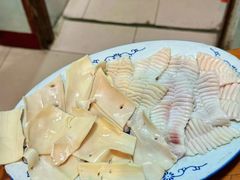 -华哥新鲜猪精品美食