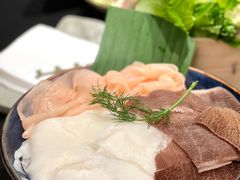 -三出山火锅(南京万象天地店)