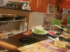 -呷哺呷哺(世贸.工三店)