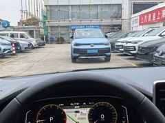 -上汽大众4S店(上海冠松店)