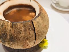 椰子八宝鸡汤-闻见中国海南菜(K11店)