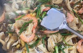 Signature Seafood Pot Fish