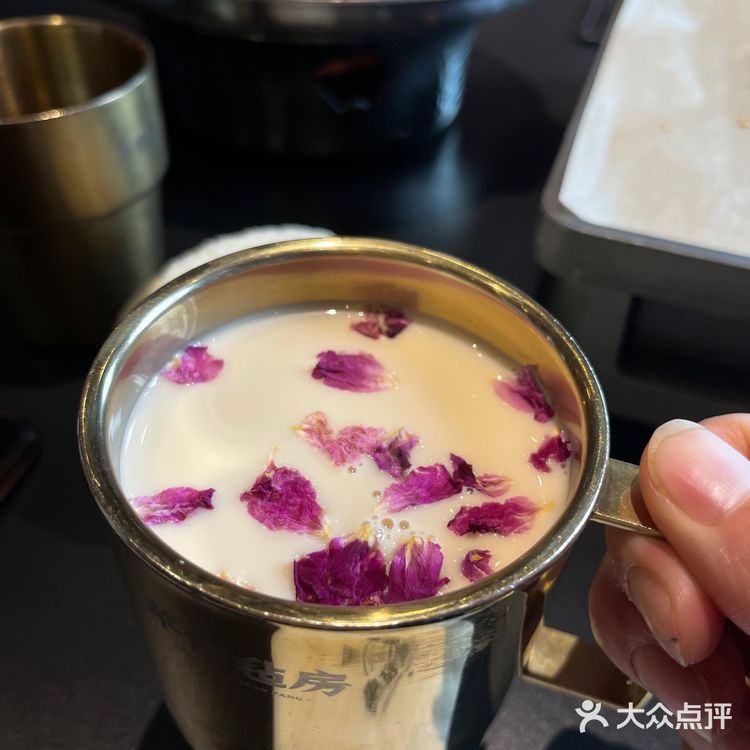 就蒜吃！羊倌烤羊排还有点东西的