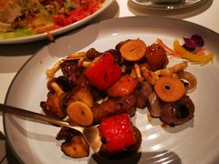 百花煎酿水果椒拼一口牛-三号黄浦会Canton Table