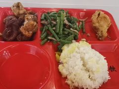 -同济大学本部学苑饮食广场