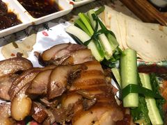-东口码头·烧鸽子·鱼头泡饼·地方菜(金鹰悦城店)
