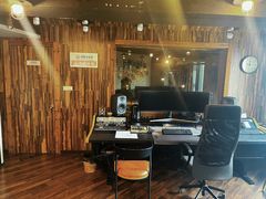 -清晨录音棚(光大会展中心旗舰店)