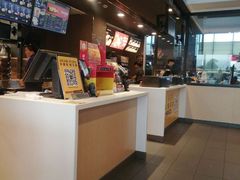 -麦当劳(普陀长途客运中心店)