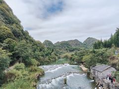 -高荡千年布依古寨旅游景区