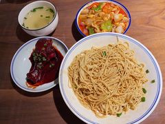春风爱上龙虾面-十面春风·江南面馆(崇宁路店)