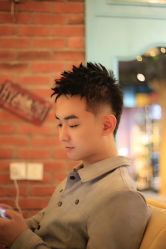 -贝勒爷专业男发