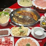 不懂就问：深圳的火锅店🍲都这么卷嘛！！？