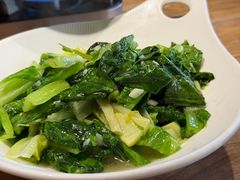 -头上红煨盐鸡乡村食府