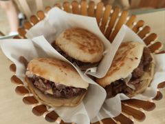 -闫家驴肉老店(华电一校店)