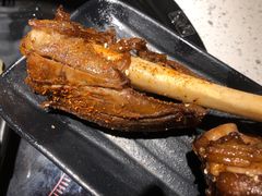 烤羊棒骨-京韵胡同·酱香羊蝎子火锅涮肉(长寿路店)