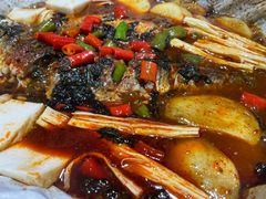 -卢渔翁纸包·脆皮烤活鱼(麓谷小镇店)