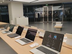 -华为授权体验店(中山公园来福士)