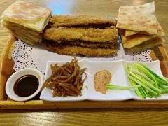 -闻道食府烙饼卷带鱼(原车耳营店原大觉寺店)