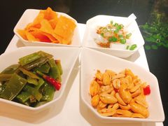 -渝半城经典川粤菜(重庆天地店)