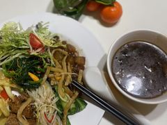 -然一素食餐厅(马利来广场店)