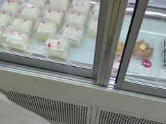 -红宝石·鲜奶小方·海派西点房(联洋店)