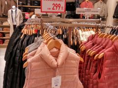 -优衣库(洛阳中州万达广场店)